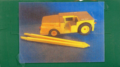 Intruder Productions 1:32 NAS Carrier Tow Tractor Resin Model Kit #IP002 N/A Intruder Productions