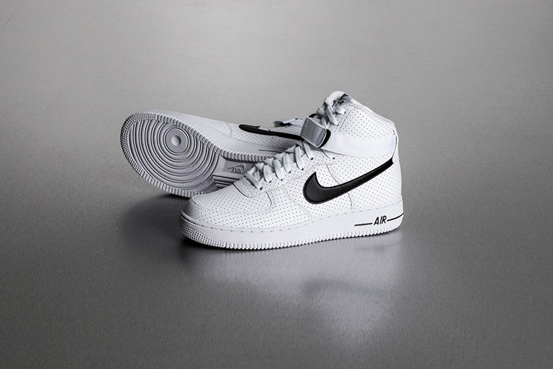 air force 1 high top black and white