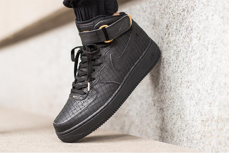 nike air force lv8 mid