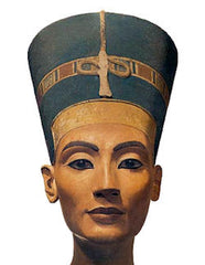 Nefertiti and other Egyptians Pharaohs were known for their incredible eye look