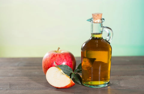 Apple Cider Vinegar: Uses and Benefits for your Hair