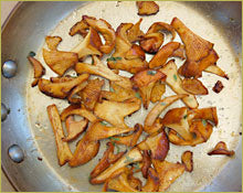 Wine Forest Wild Foods How To's Cooking Wild Mushrooms saute step 4 let teh mushrooms start to caramelize a tad 