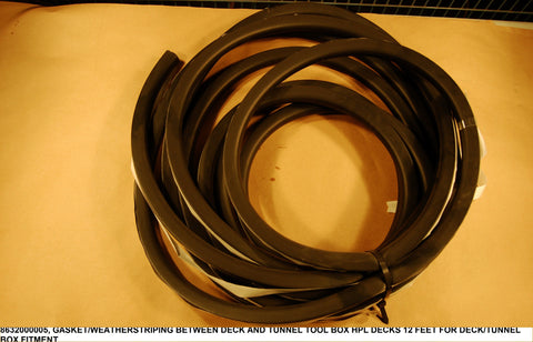 Gasket/Weatherstriping Between Deck And Tunnel Tool Box Hpl Decks 12 Feet For Deck/Tunnel Box Fittment