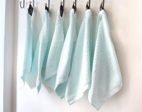 keep-towels-clean-and-replace-towels-COVID-19