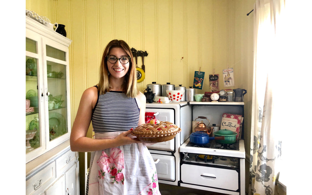 House Tour - Harmony in her vintage kitchen