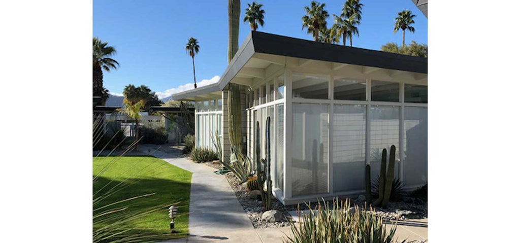 Palm Springs Mid Century condo exterior | The Inkabilly Blog