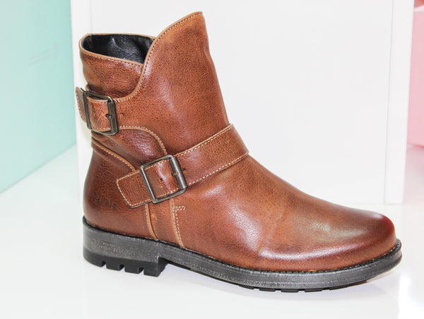 taos outlaw boot