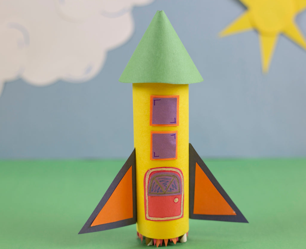 DIY Craft Tube Rocket Ship with Crayola
