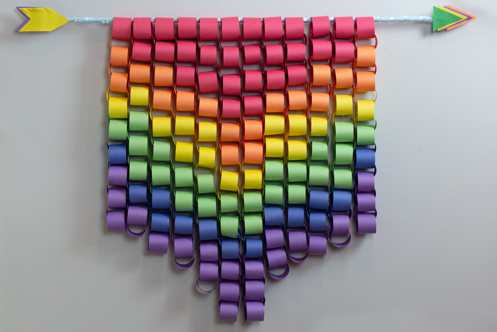 DIY Rainbow Paper Chain Wall Mural