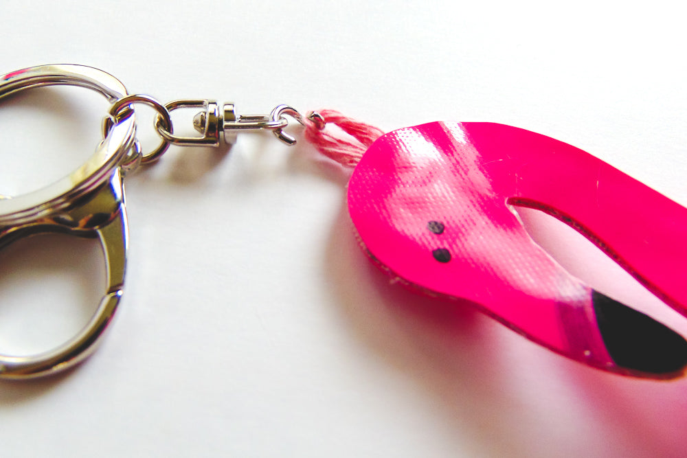 DIY Fluffy Flamingo Key-Chain - Step 10