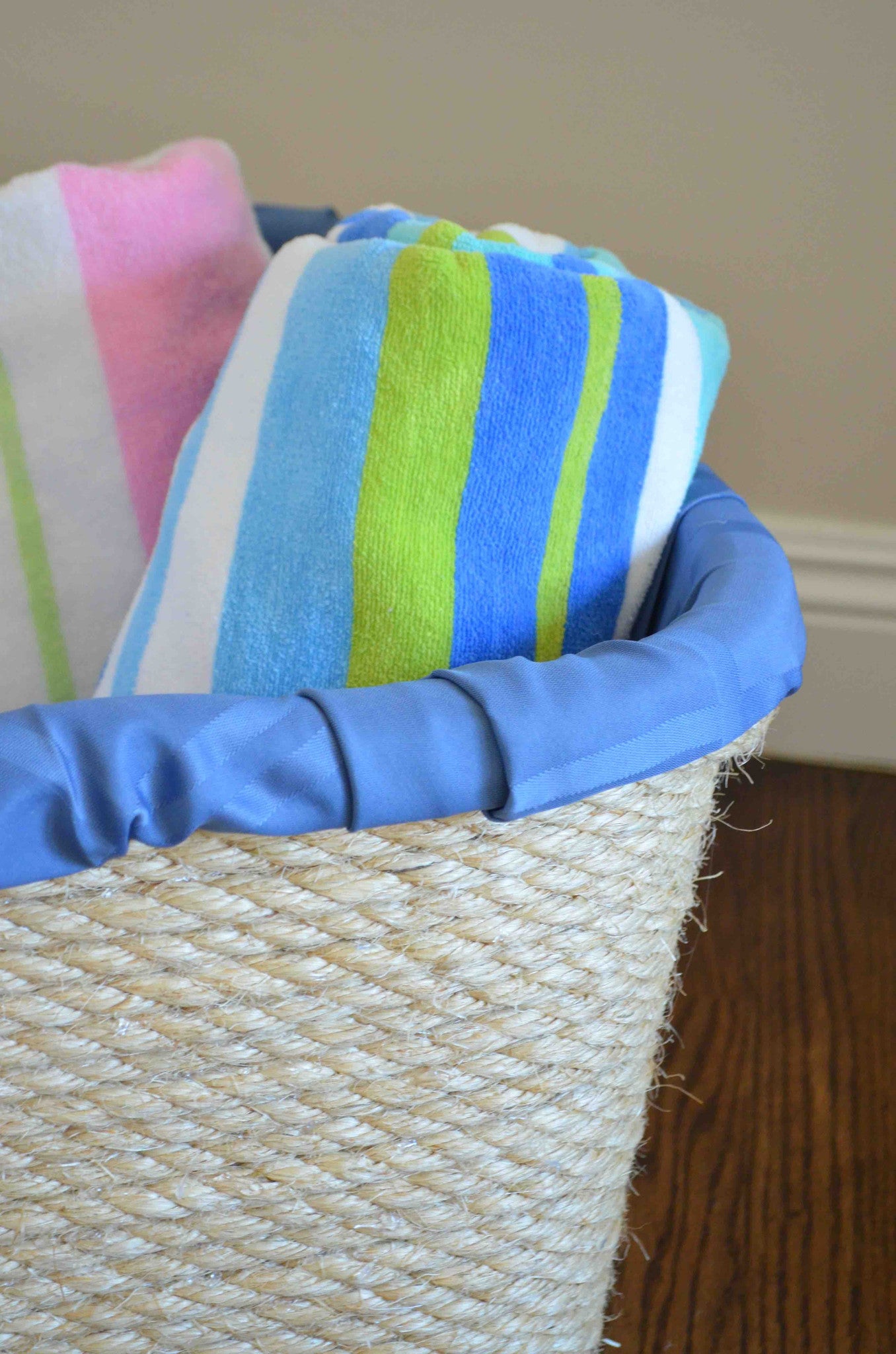 DIY Repurposed Rope Laundry Basket