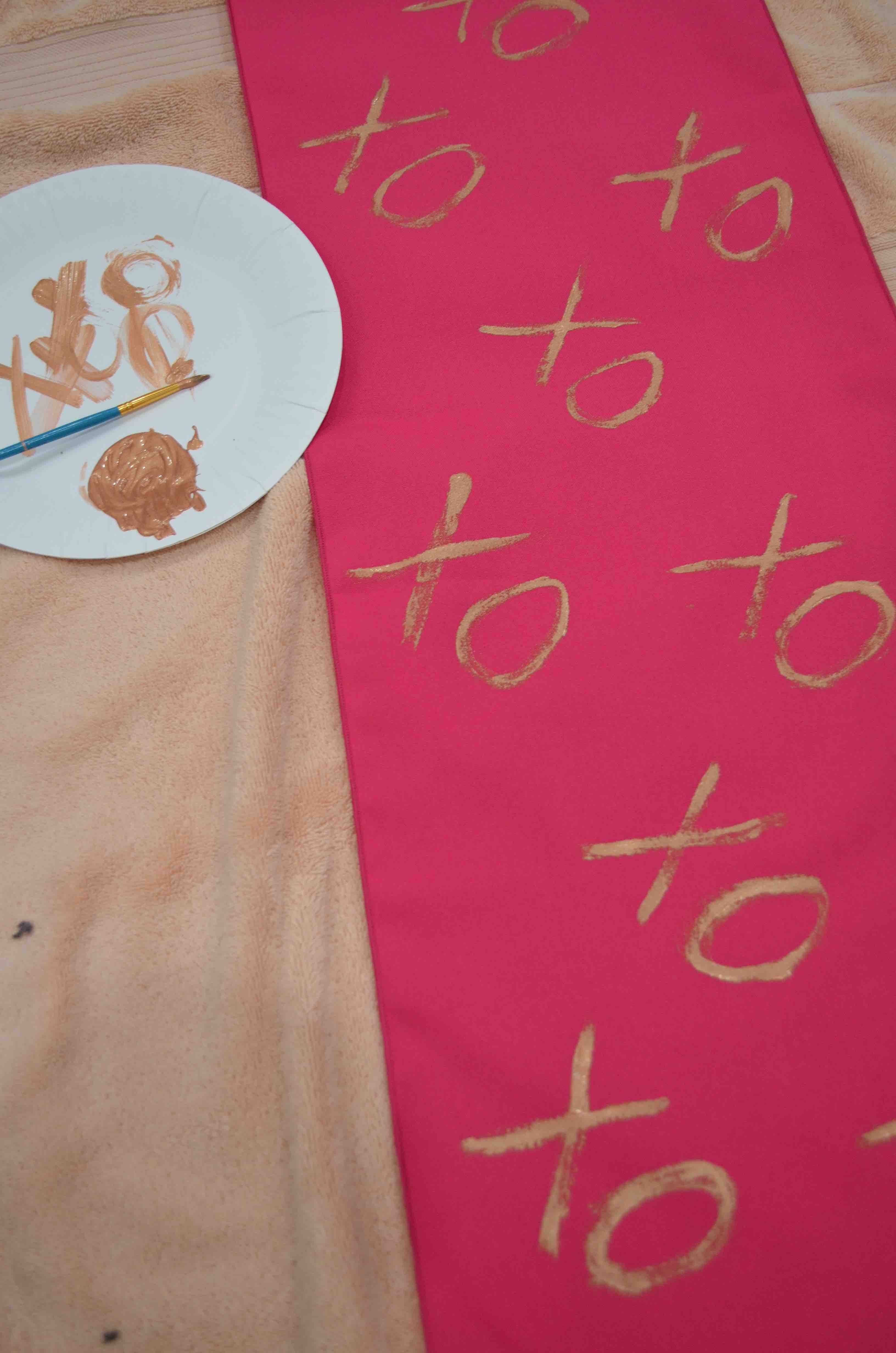 DIY XOXO Tablecloth and Table Runner For Valentine's Day