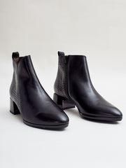 Ginger Boot Black