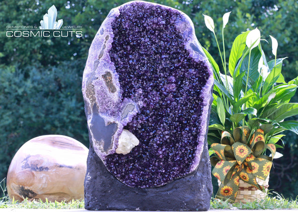 Huge Uruguayan Amethyst Geode best spiritual gift