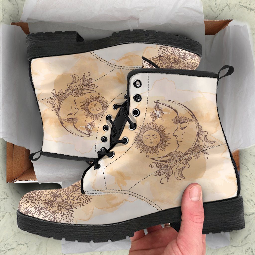 all season sun and moon boots