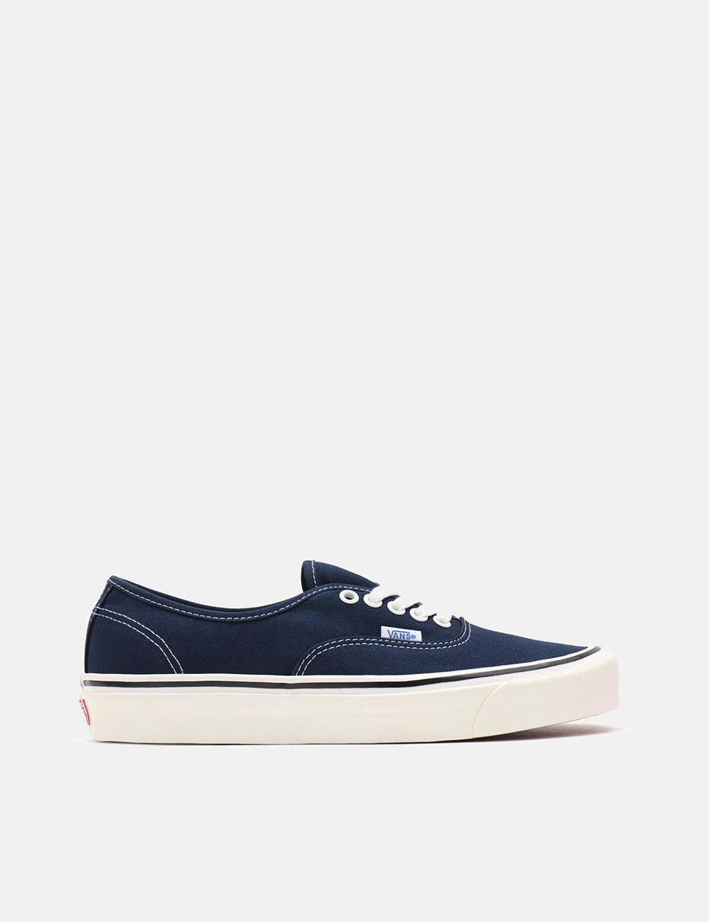 vans era atau authentic