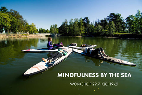 SUP-mindfullness TwentyKnots Helsinki pisteellä 