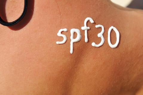 Sunscreen as a treatment for crepey skin