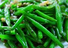 Green Beans with Almonds and Herbes de Provence Olive Oil