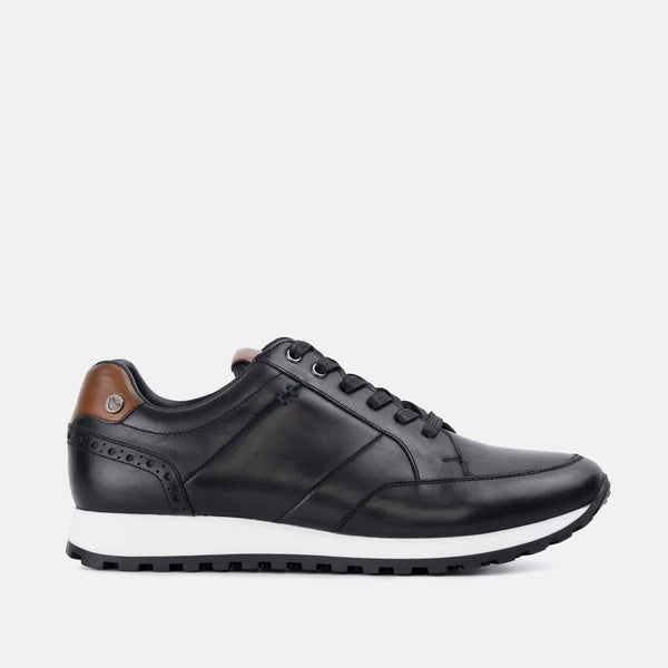 all black smart trainers mens