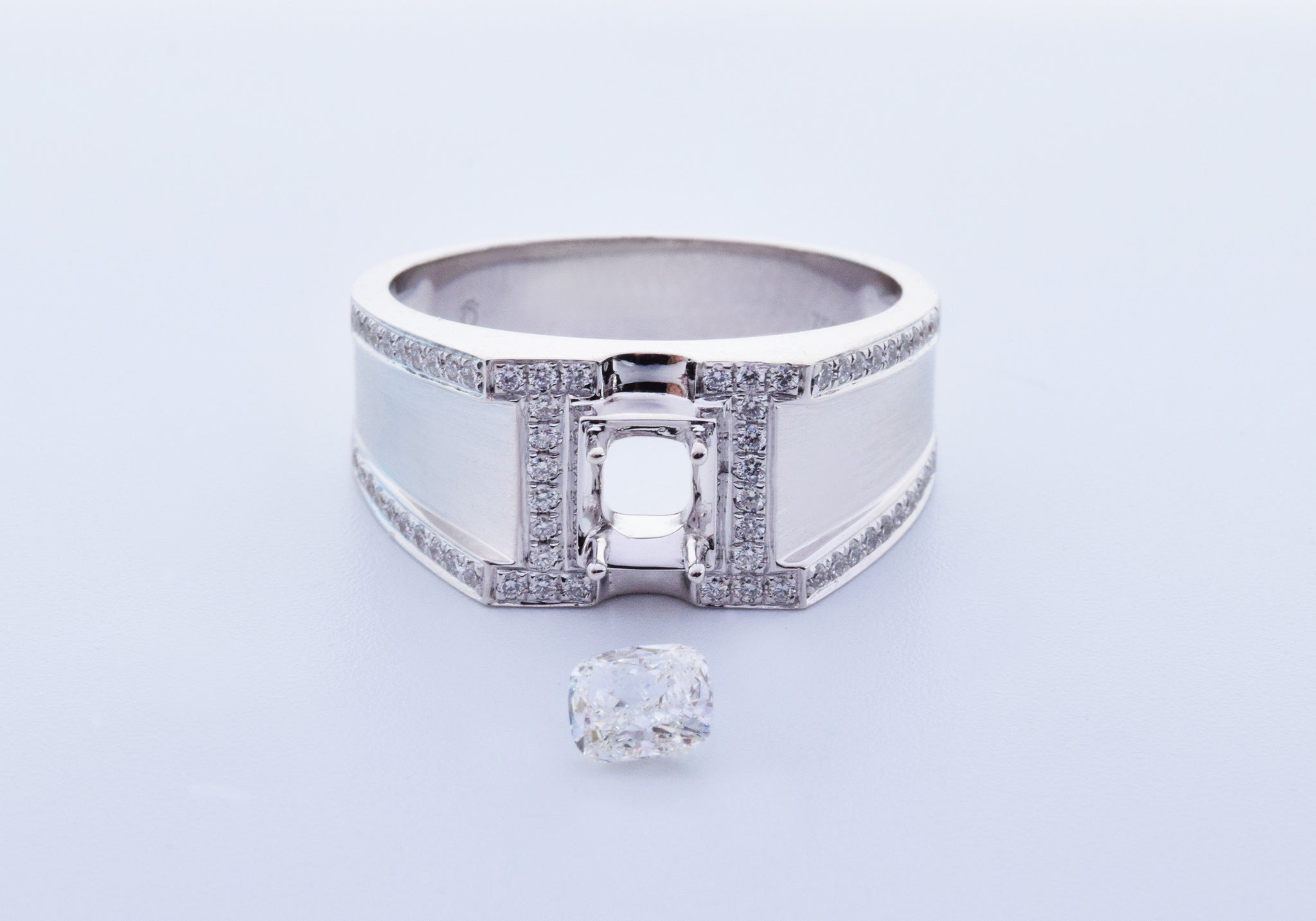 Gent Diamond Statement Ring with H pre-set
