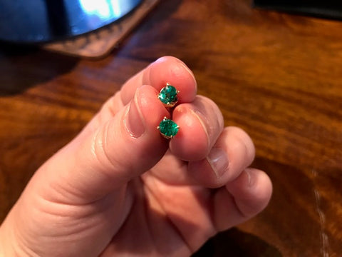 Columbian emeralds in 18k yellow gold ear studs