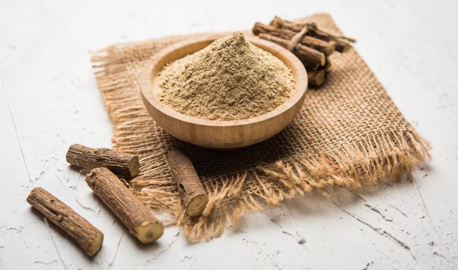 Mulethi Powder for Hair - Benefits, Uses and Hair Mask Recipes – The Henna  Guys