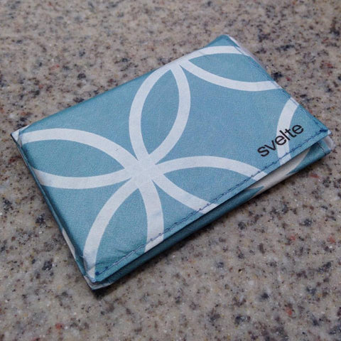 Ultra thin Svelte Wallet blue and white