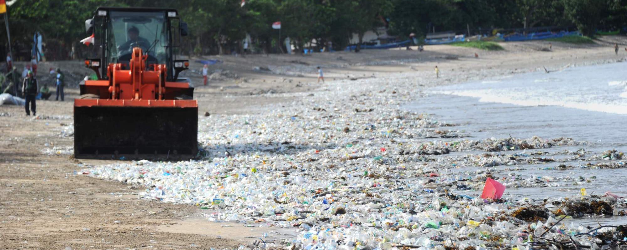 Plastic waste in Bali - AFP-JIJI