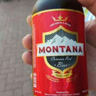 A beer bottle with Montana on the logo.