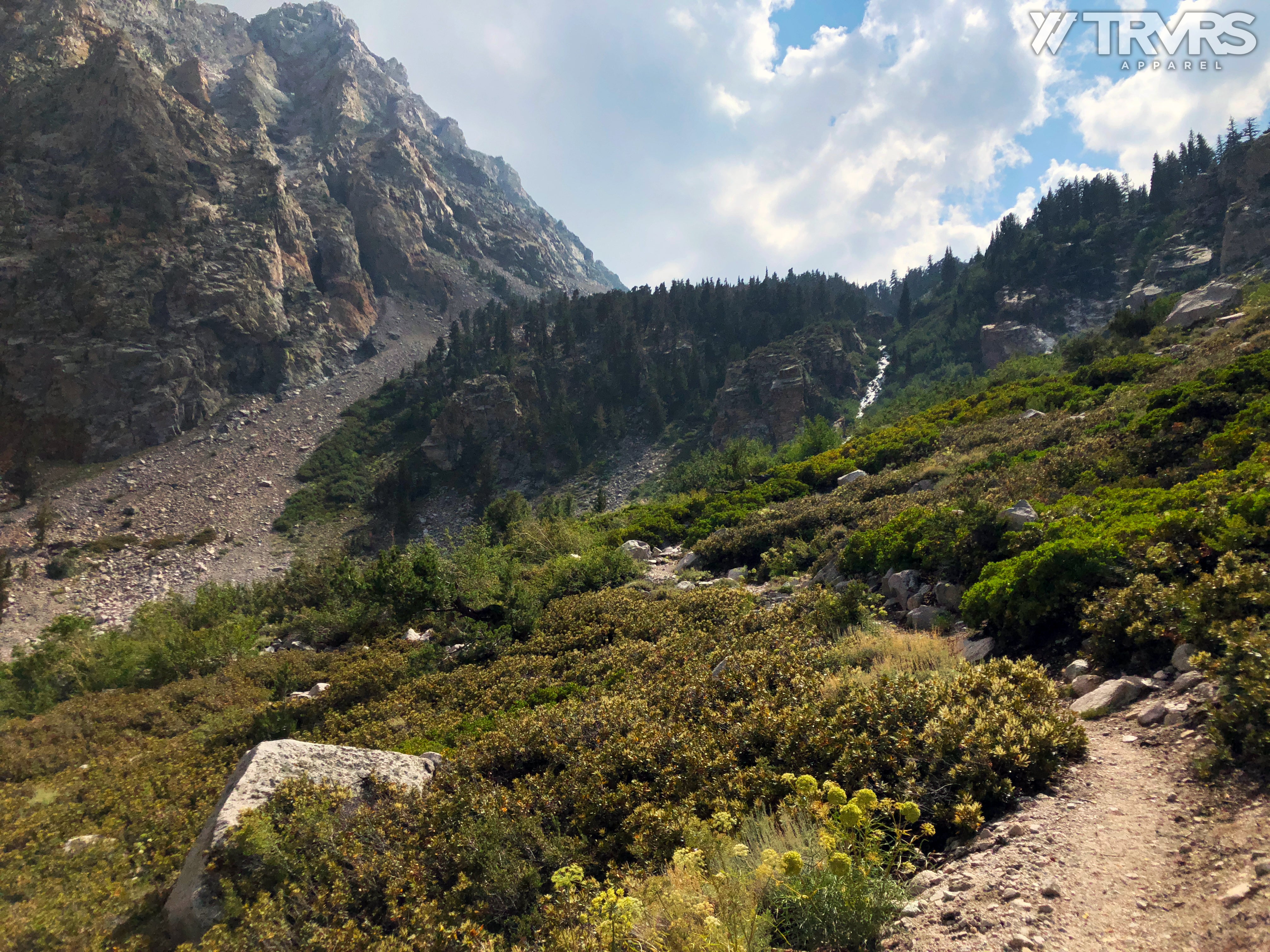 mount williamson west face shepherd pass inyo national forest john muir wilderness - Approaching Anvil Camp | TRVRS APPAREL