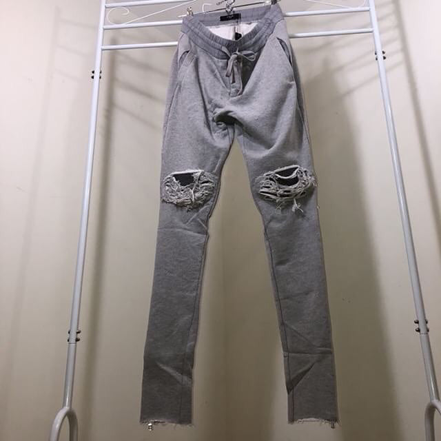 amiri sweatpants