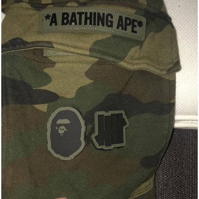 bape undefeated sweatpants