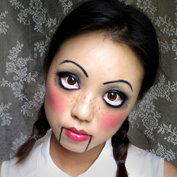creepy-doll-makeup