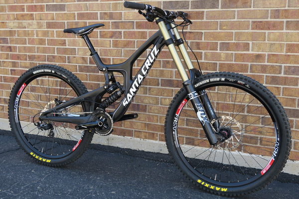 santa cruz v10 2014 price