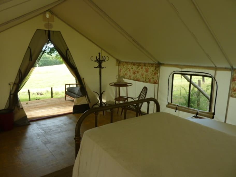 The Lee, glamping tent with deck