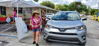 drive-thru-farmers-market