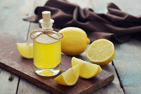 olio essenziale di limone