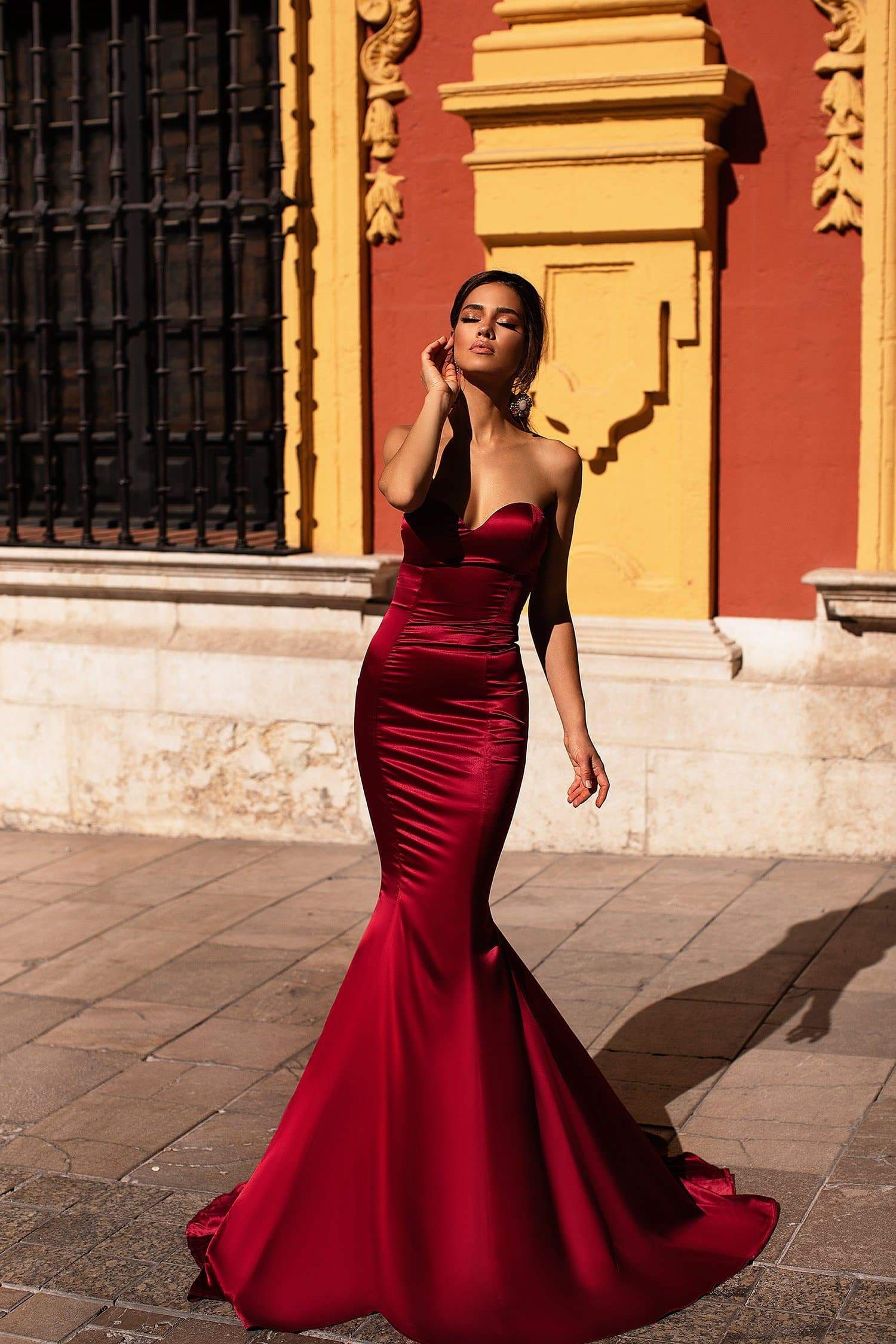 red strapless mermaid dress