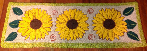 Sunflower Rug. Designed and punched by Irma Higgins, Ripton, Vermont. 