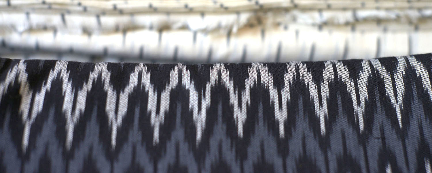 Ikat patterning