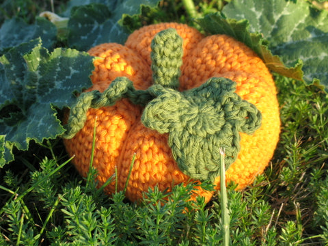 Crochet pumpkin pattern by Cotton Pod