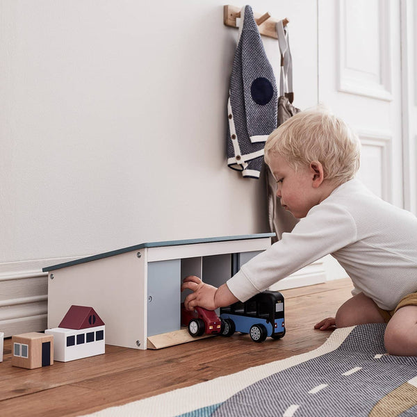 AIDEN Large Wooden Toy Garage by Kids Concept– All Mamas ...