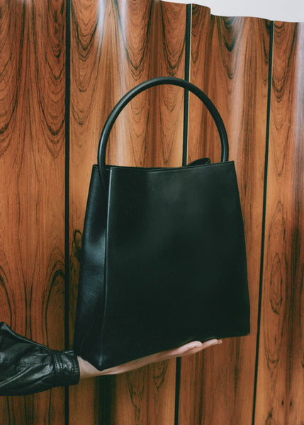 Arch Handle Pleat Tote Handbag | Black
