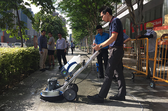 HOS Orbot Cleans Concrete