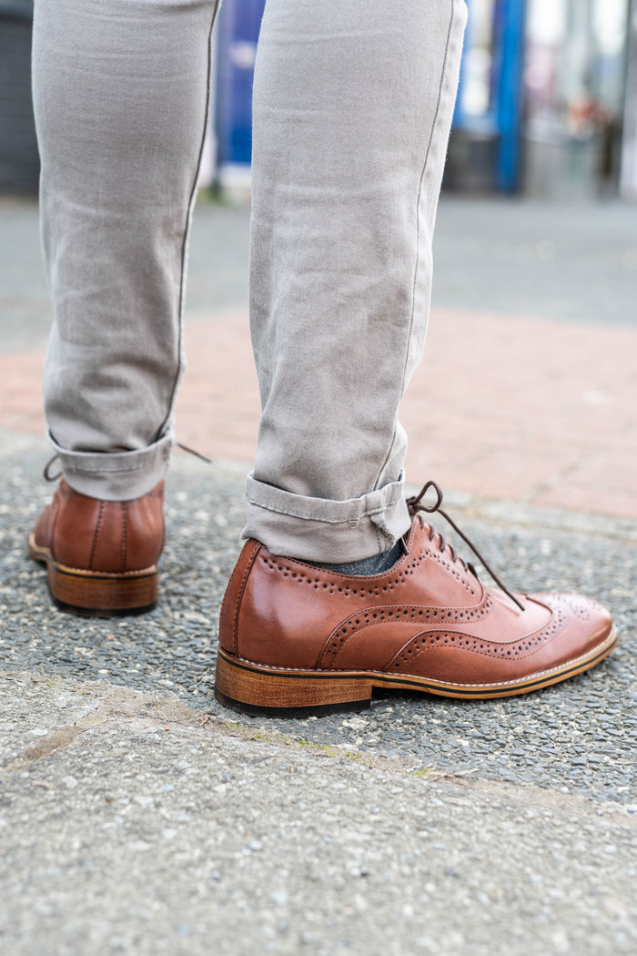 Goor Mid Brown Brogues