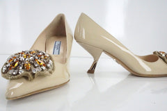 Prada Nude Patent Beaded Broach Mid Heel Pointy Toe Pumps Size 35 NIB $970 Sz