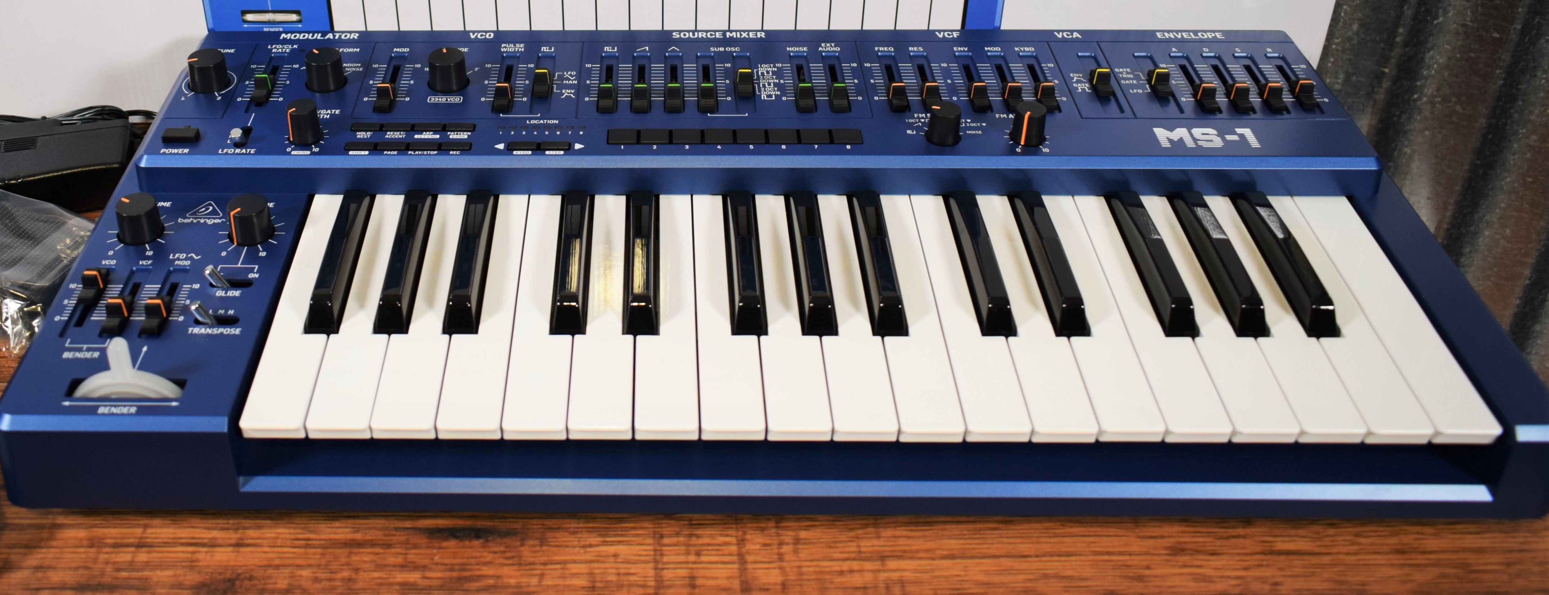 behringer ms-1 blue