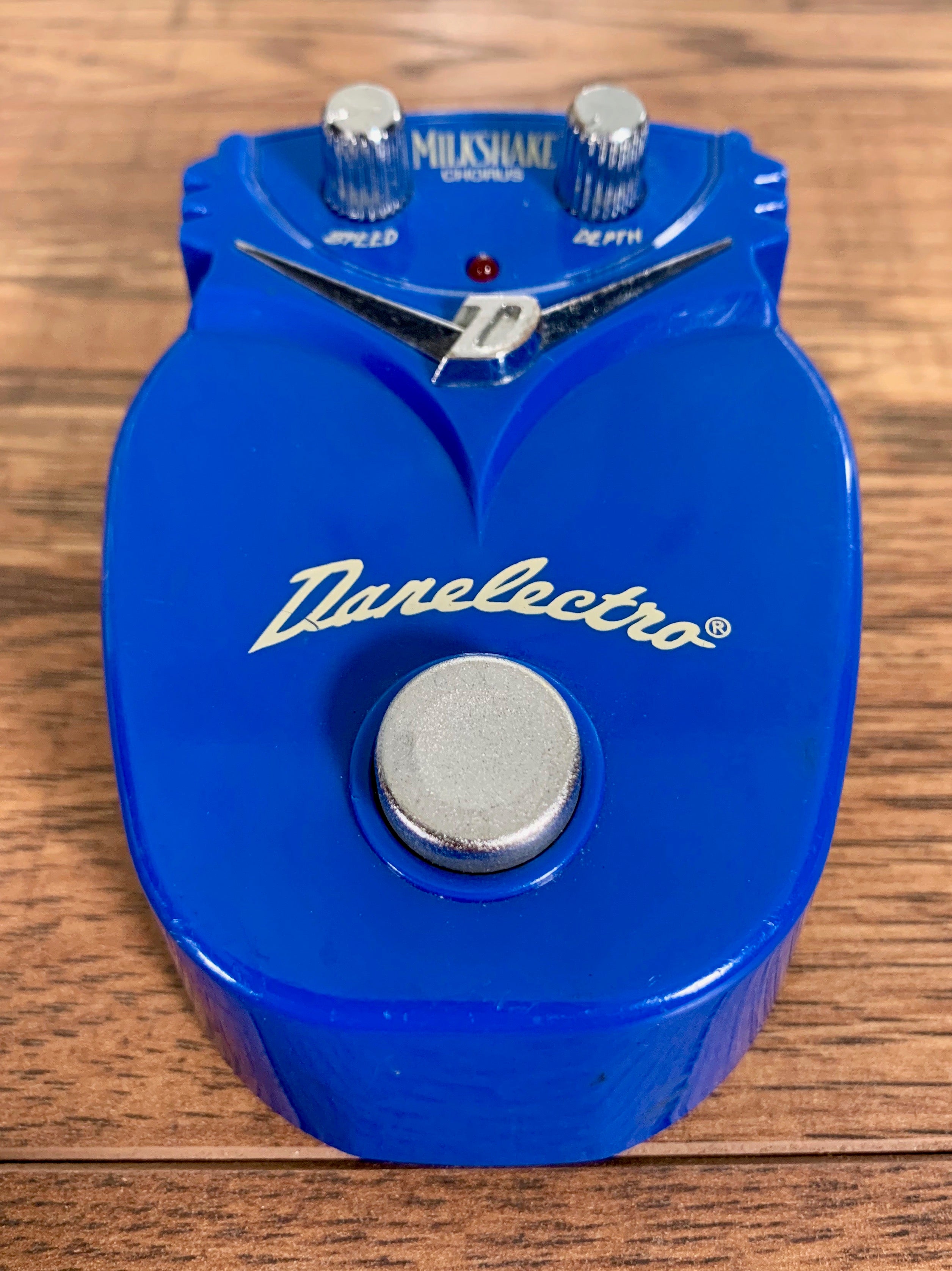 danelectro milkshake chorus pedal