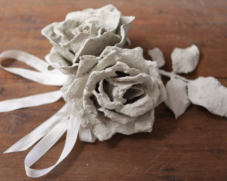 Tutorial: DIY Concrete Flowers